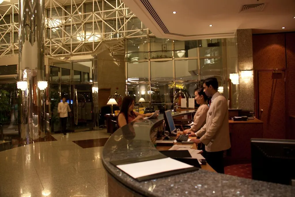 Avari Dubai Hotel