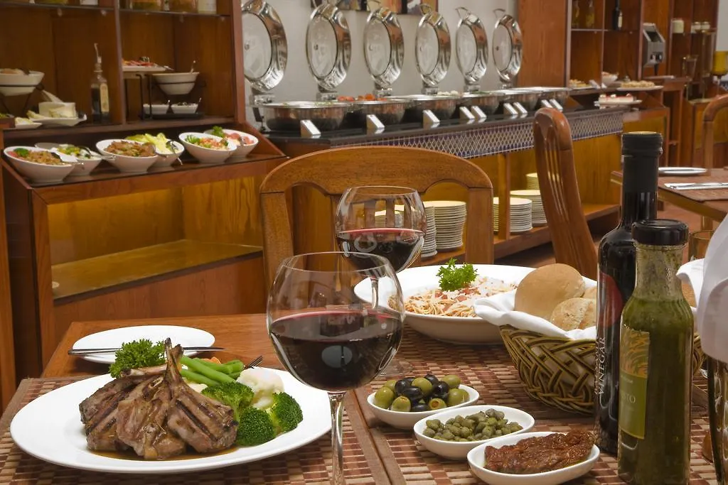 Avari Dubai Hotel